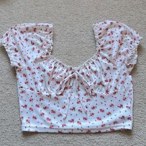 Dainty rose floral tee